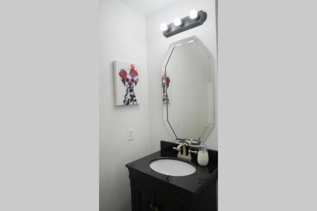 Remodeled Luxury With Proximity Villa Lewisville Exterior photo
